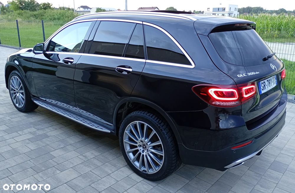 Mercedes-Benz GLC 300 de 4Matic 9G-TRONIC Exclusive - 2