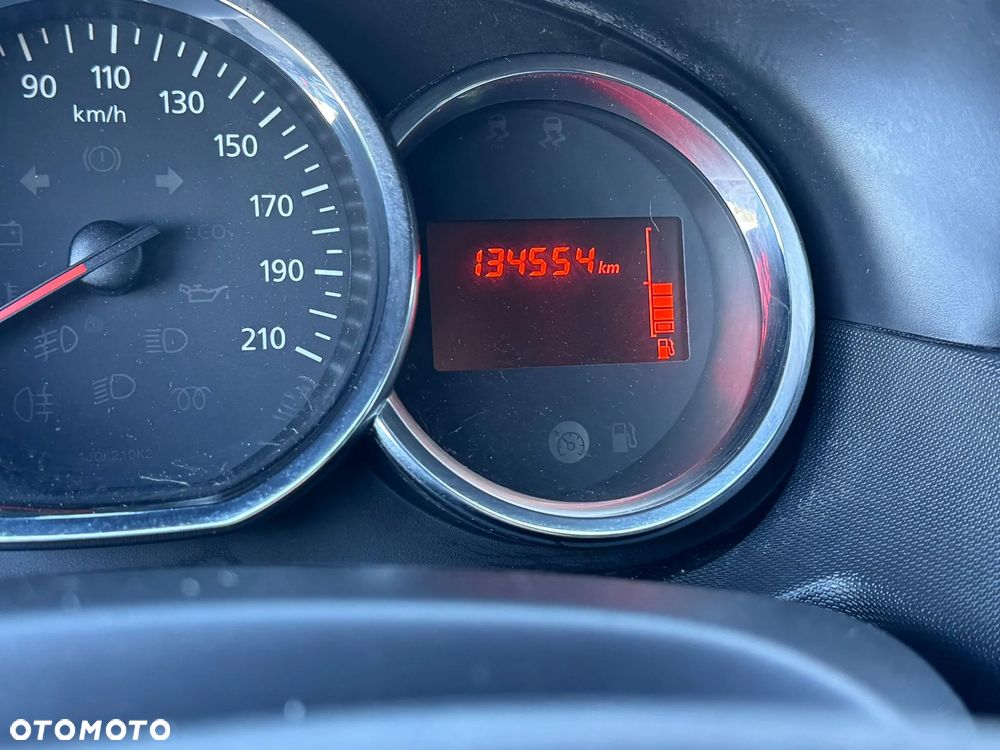 Dacia Duster 1.2 TCe Celebration - 24