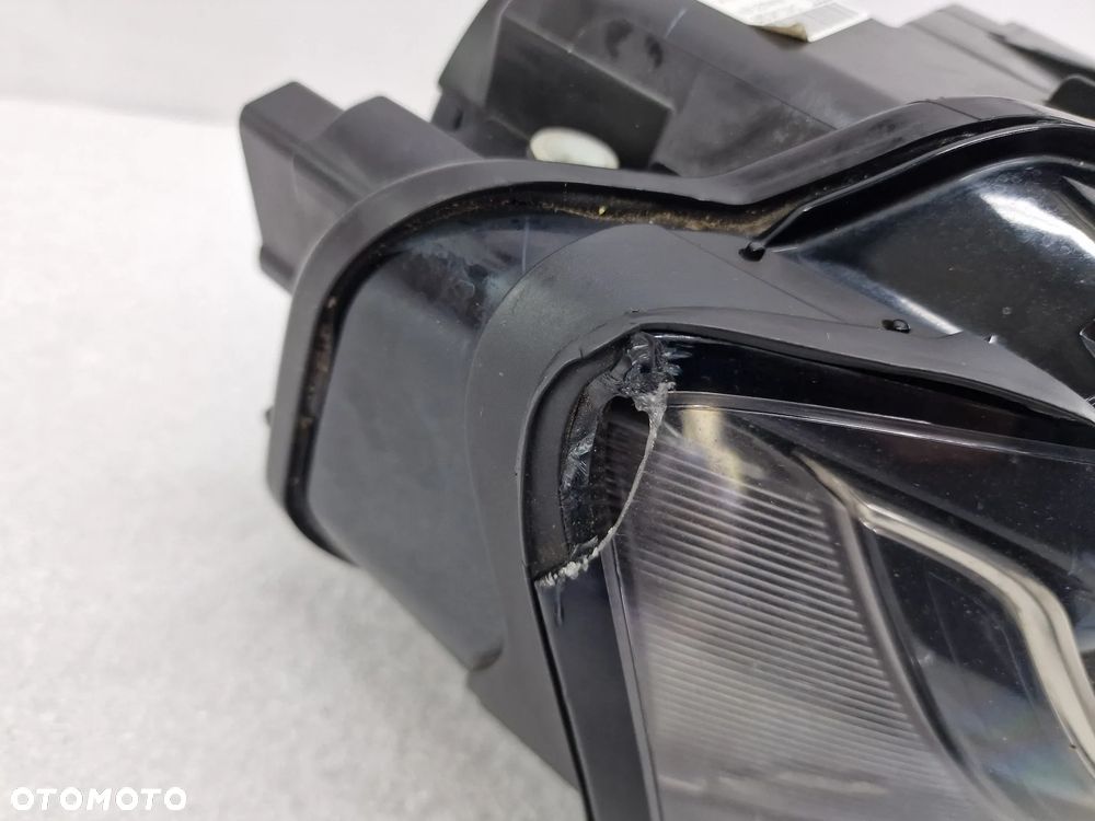 AUDI A4 B8 8K0 07- PRAWA LAMPA PRZEDNIA PRZÓD XENON + LED , NR 8K0941004C , NR AUKCJI LA515 - 2