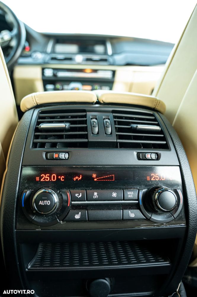 BMW Seria 5 535d xDrive - 13