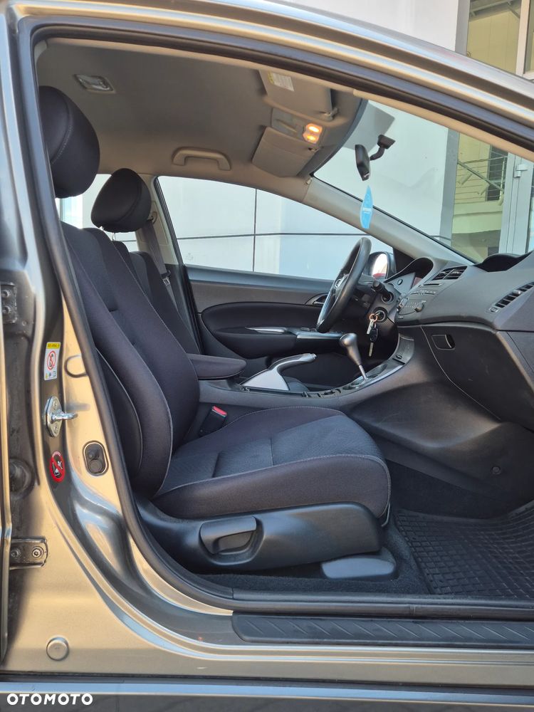 Honda Civic 1.4 Comfort - 12