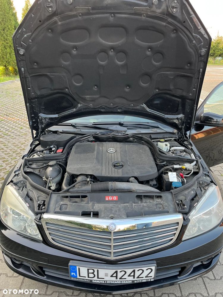 Mercedes-Benz Klasa C 180 CDI DPF (BlueEFFICIENCY) Elegance - 15
