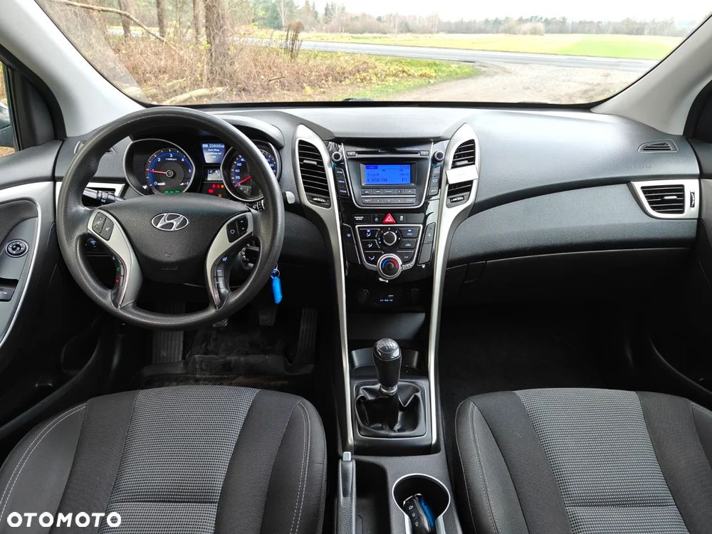 Hyundai i30 1.6 CRDi Comfort - 12