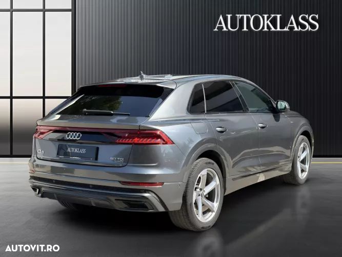 Audi Q8 - 6