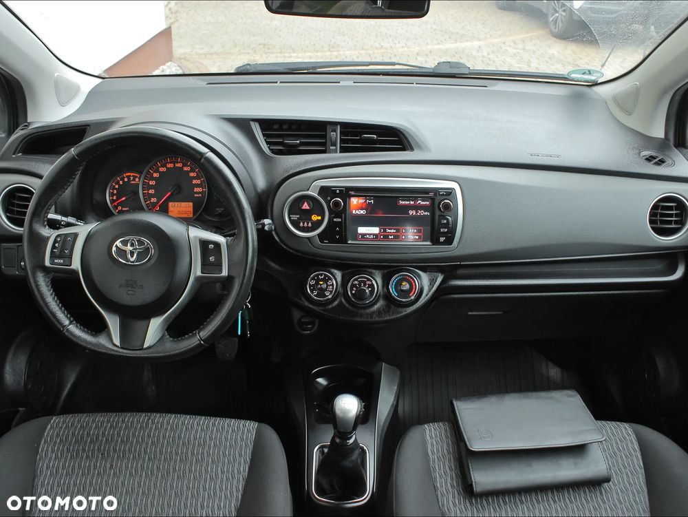 Toyota Yaris 1.33 VVT-i Executive - 6