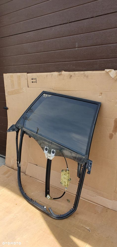 Mechanizm podnośnik szyby ramka prawy tył Audi A6 C6 - 2