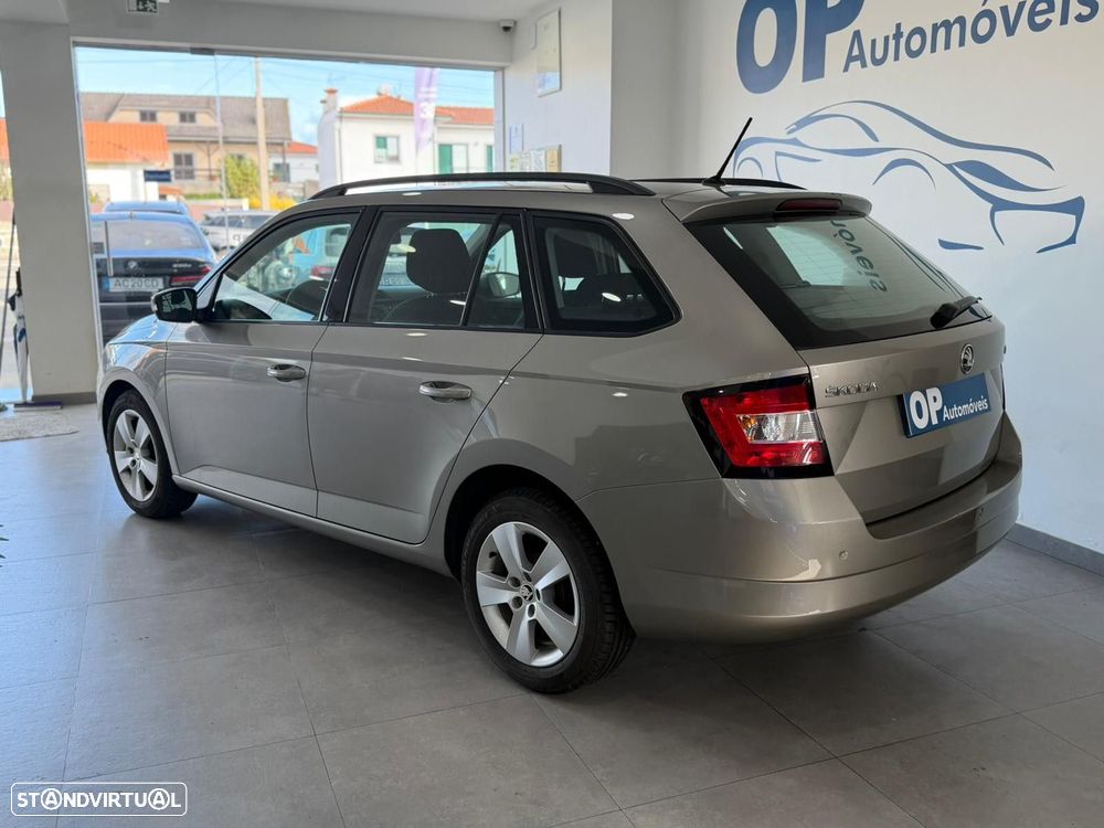 Skoda Fabia Break 1.0 Active - 3