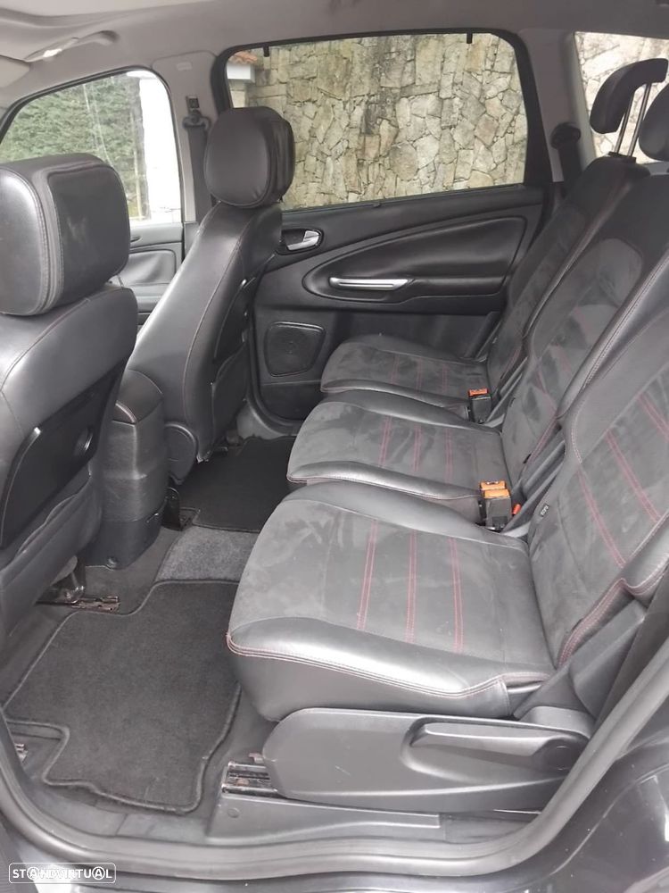 Ford S-Max 2.0 TDCi Titanium 7L - 10