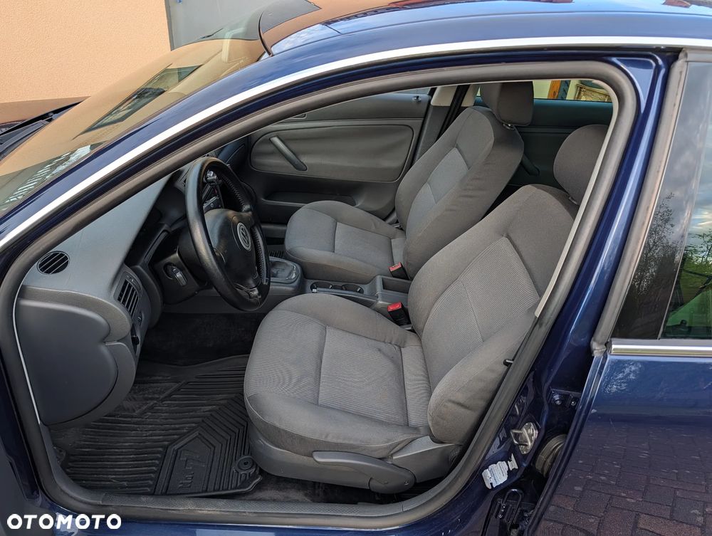 Volkswagen Passat 1.9 TDI - 15