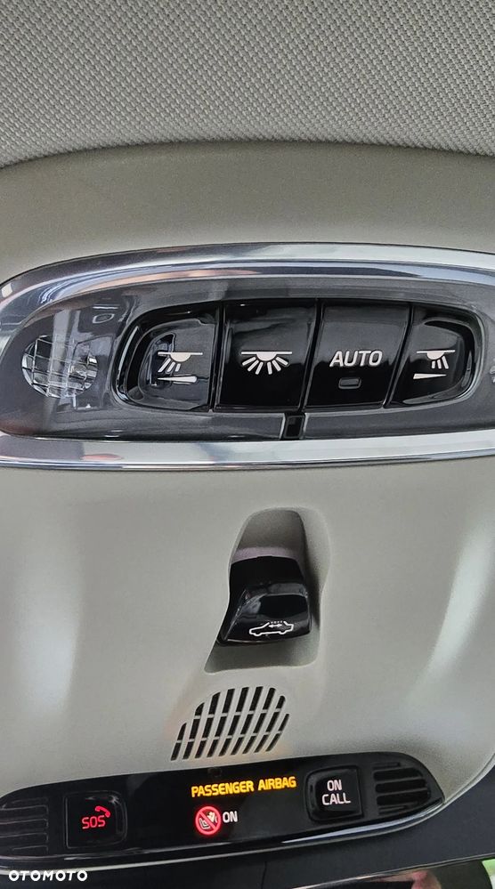 Volvo XC 60 - 31