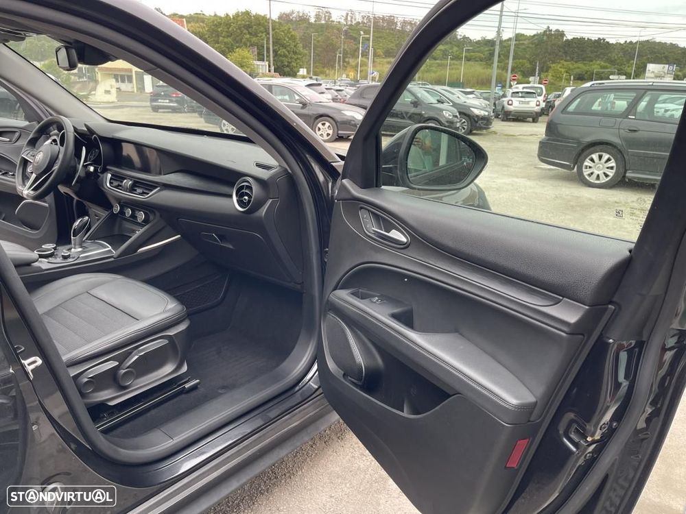 Alfa Romeo Stelvio 2.2 D Super AT8 - 18