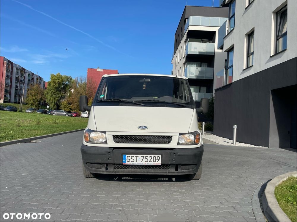 Ford Transit - 11