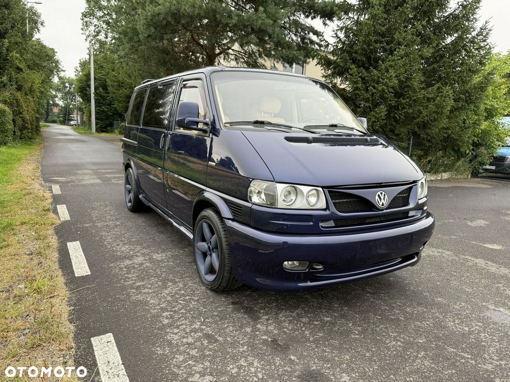 Volkswagen Multivan - 38