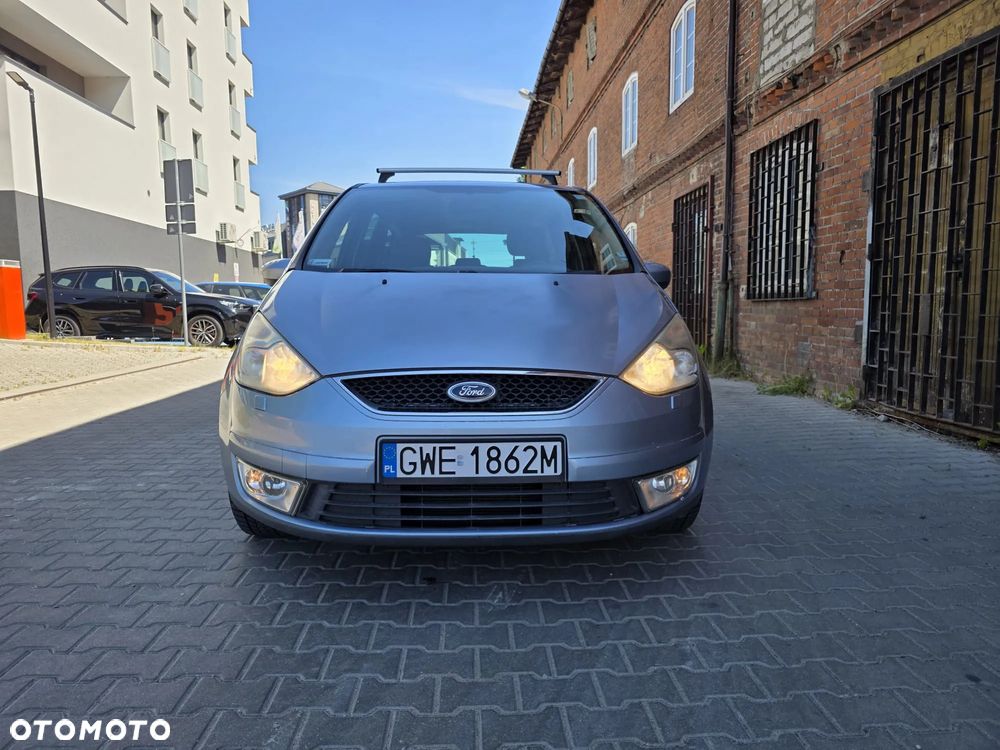 Ford Galaxy 2.0 Ambiente - 8