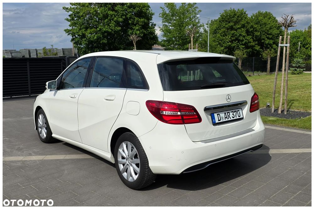 Mercedes-Benz Klasa B 180 7G-DCT UrbanStyle Edition - 7