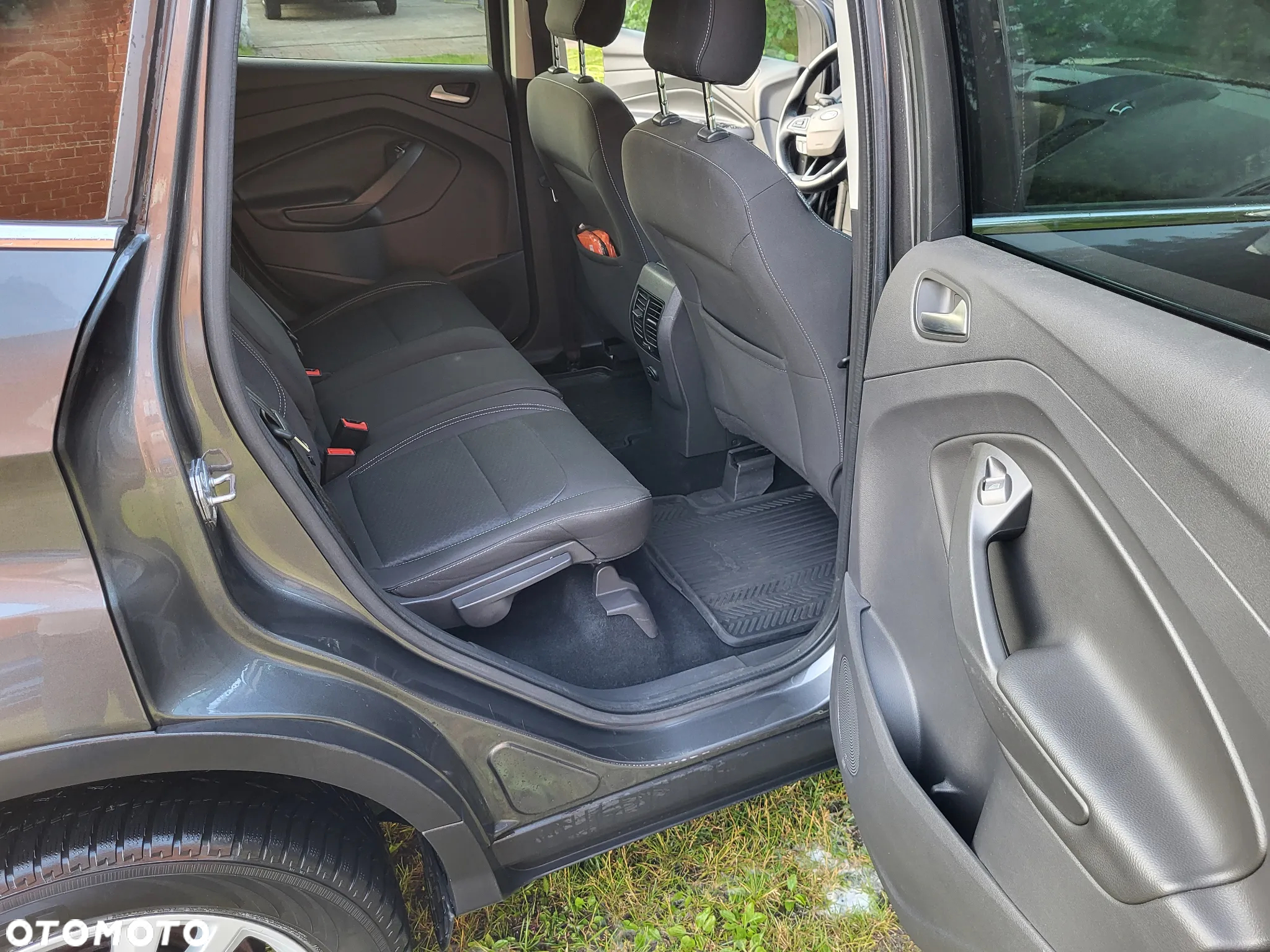 Ford Kuga 1.5 EcoBoost FWD Trend ASS MMT6 - 10