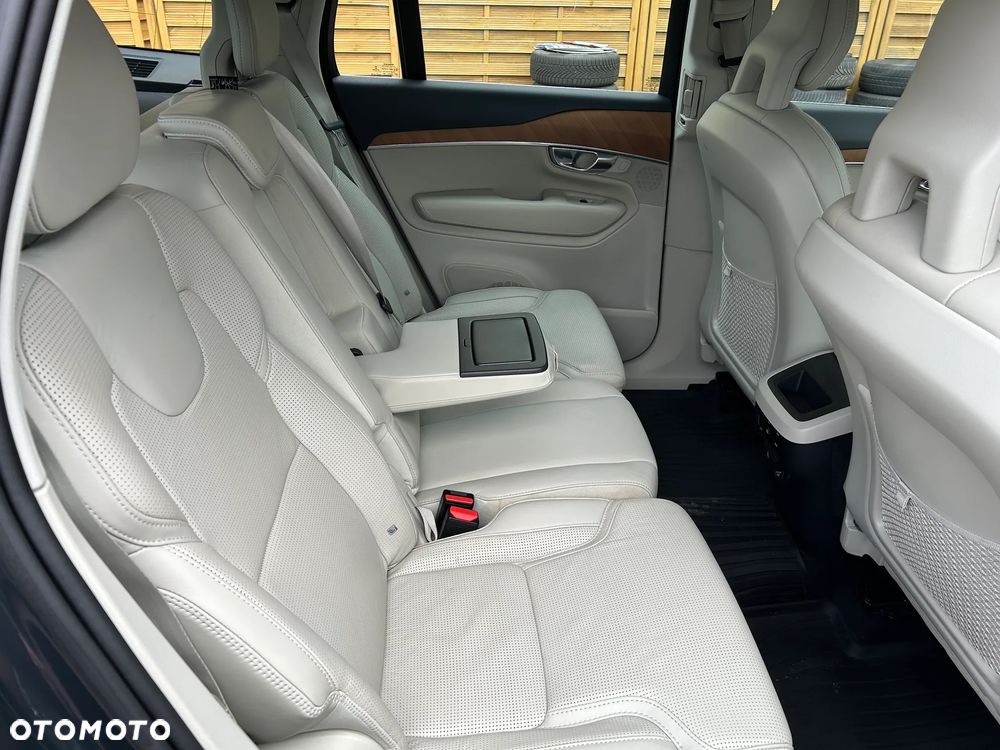 Volvo XC 90 D5 SCR AWD Inscription - 11