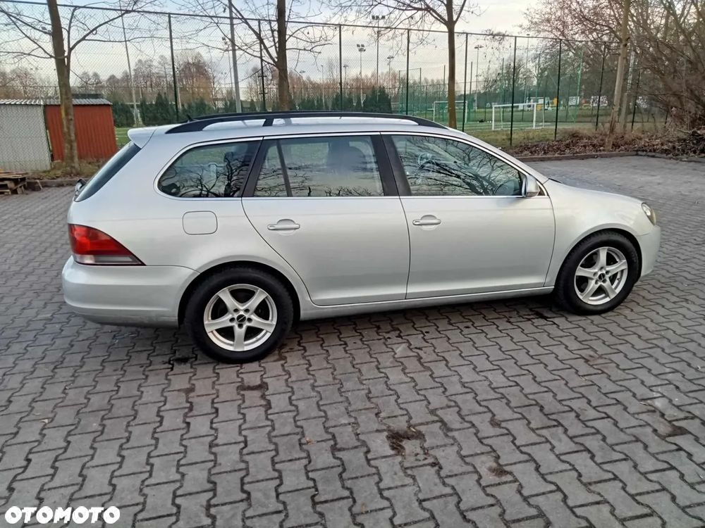 Volkswagen Golf VI 1.6 TDI Comfortline - 4