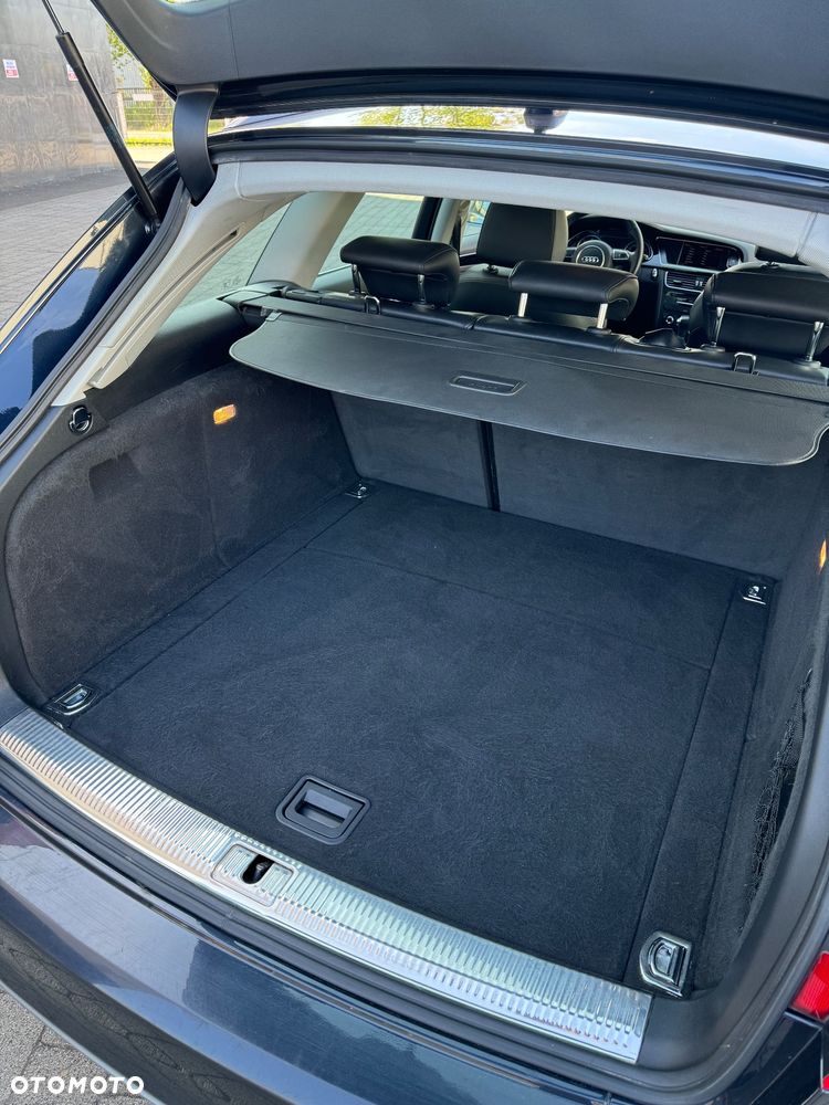 Audi A4 Avant 2.0 TDI DPF clean diesel quattro S tronic S line Sportpaket - 14