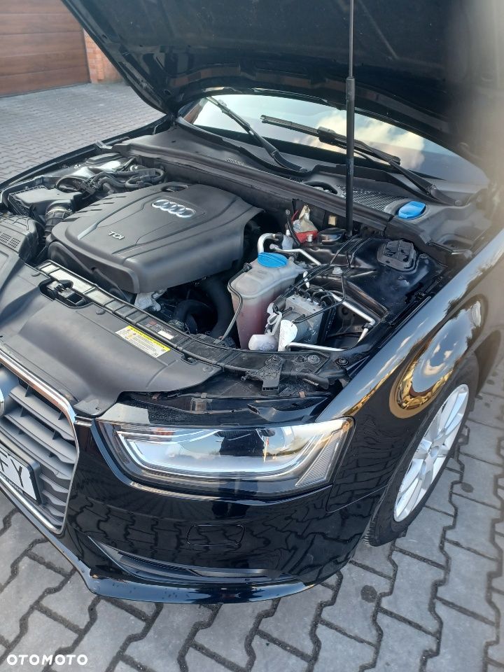 Audi A4 Avant 2.0 TDI DPF Ambiente - 11