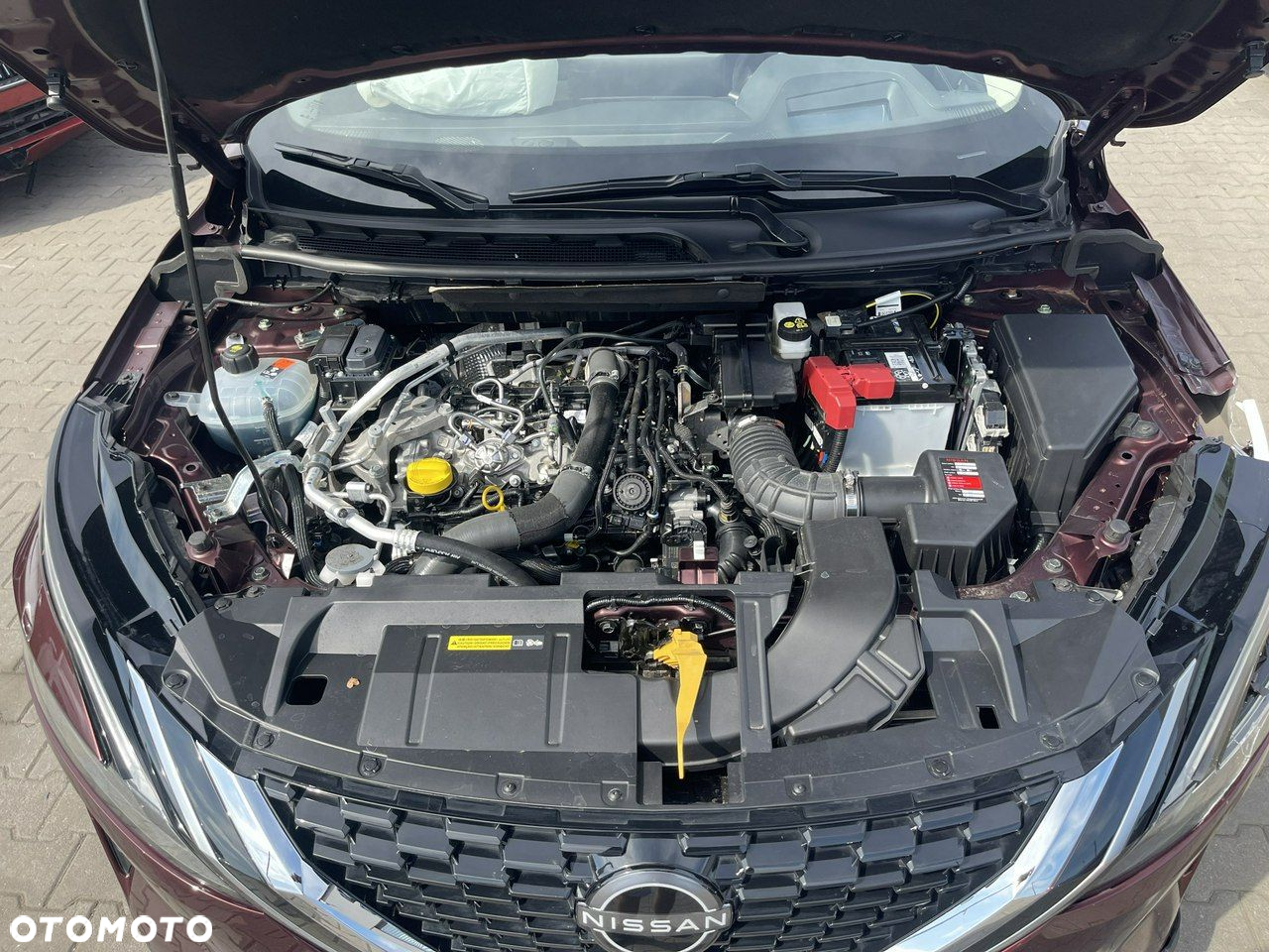 Nissan Qashqai 1.3 DIG-T 4x4 MHEV Xtronic N-Connecta - 12