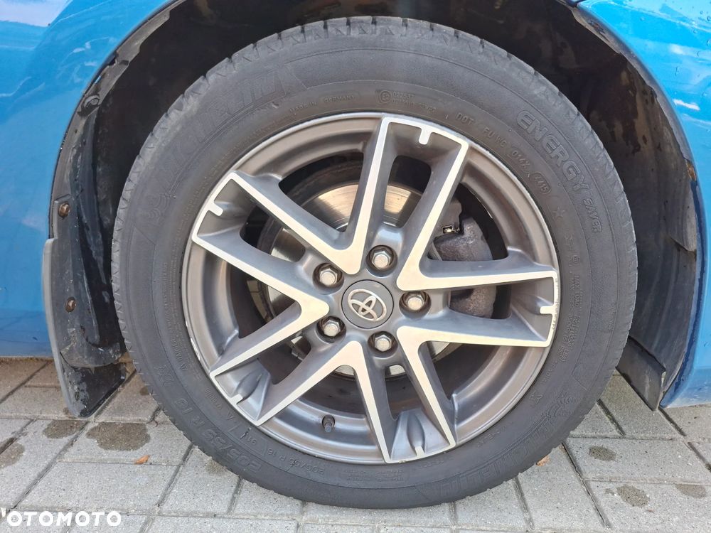 Toyota Auris - 29