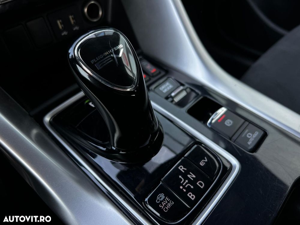 Mitsubishi Eclipse-Cross Plug-In Hybrid 4WD Plus Select - 14