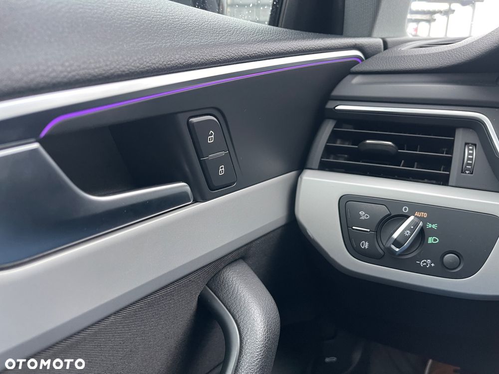 Audi A4 Limousine - 29