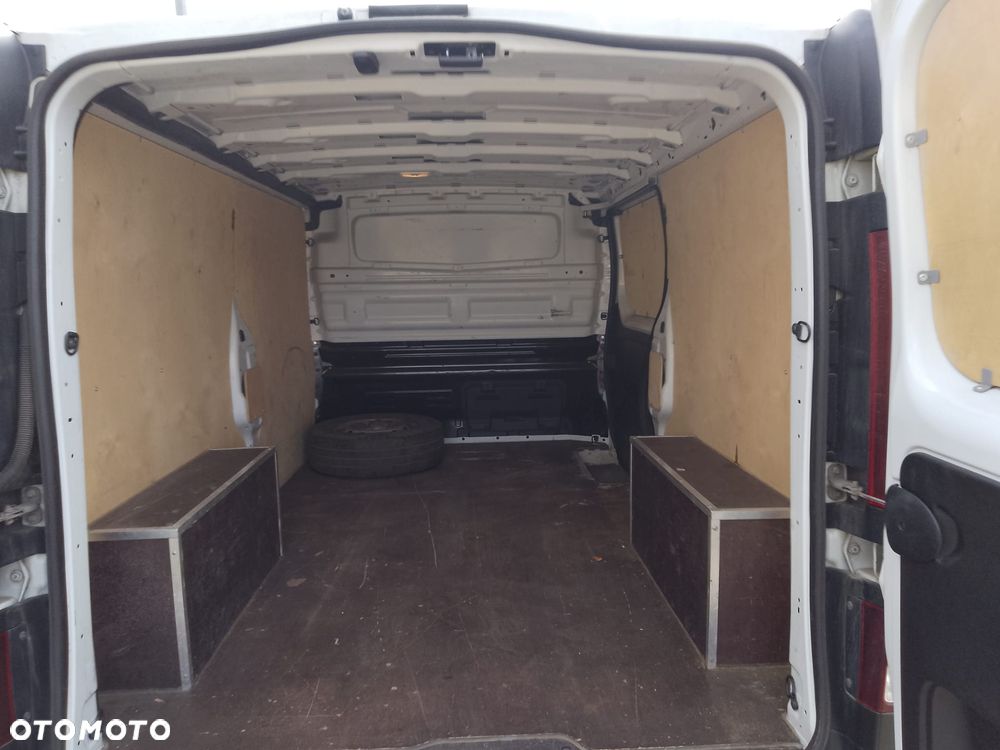 Renault Trafic - 15