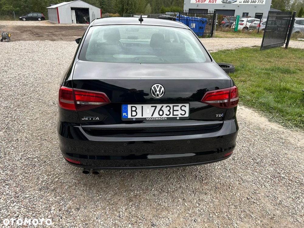 Volkswagen Jetta 2.0 TDI DPF BMT Comfortline - 3