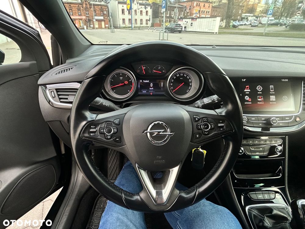 Opel Astra 1.4 Turbo Dynamic - 19
