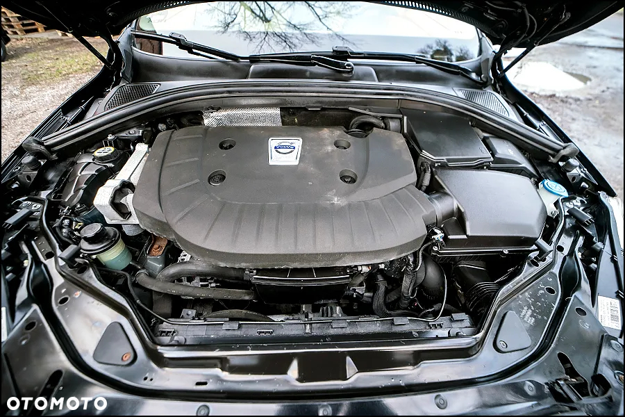 Volvo XC 60 D4 Edition Pro - 40