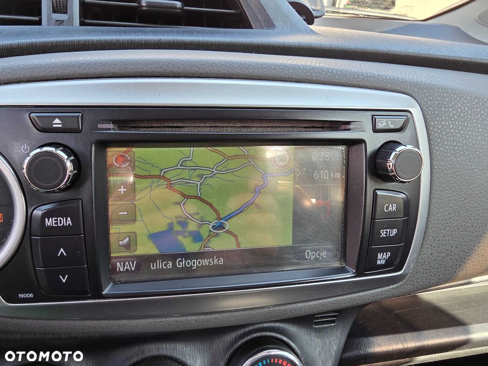 Toyota Yaris - 6