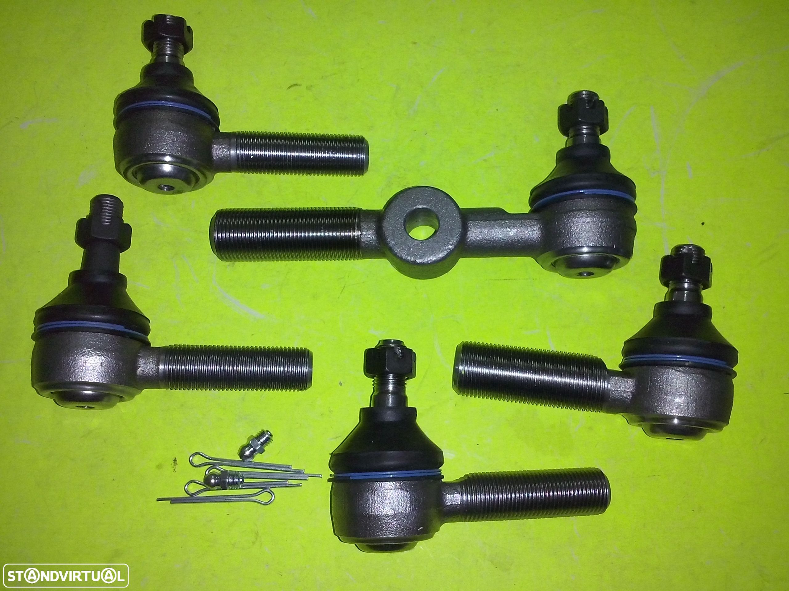Kit de Ponteiras Direcção Toyota Land Cruiser BJ40 (Novas) - 1