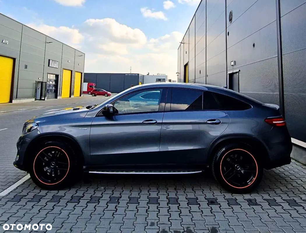 Mercedes-Benz GLE - 4