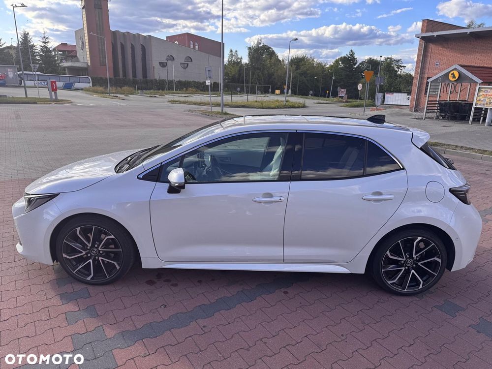 Toyota Corolla 2.0 Hybrid Executive - 6