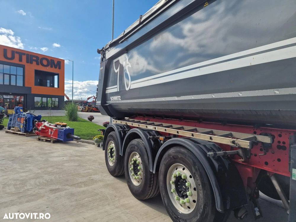 Schmitz Cargobull SKI BASCULABILA de 28mc, PRELATA RABATABILA electric, jante ALUMINIU, AXA LIFTABILA, picioare sprijin, HARDOX, Posibilitate leasing 4 ani, anvelope 385/65R22,5 70% -OK, STARE FOARTE BUNA-PROMOTIE 22.900 EUR+Tva - 12
