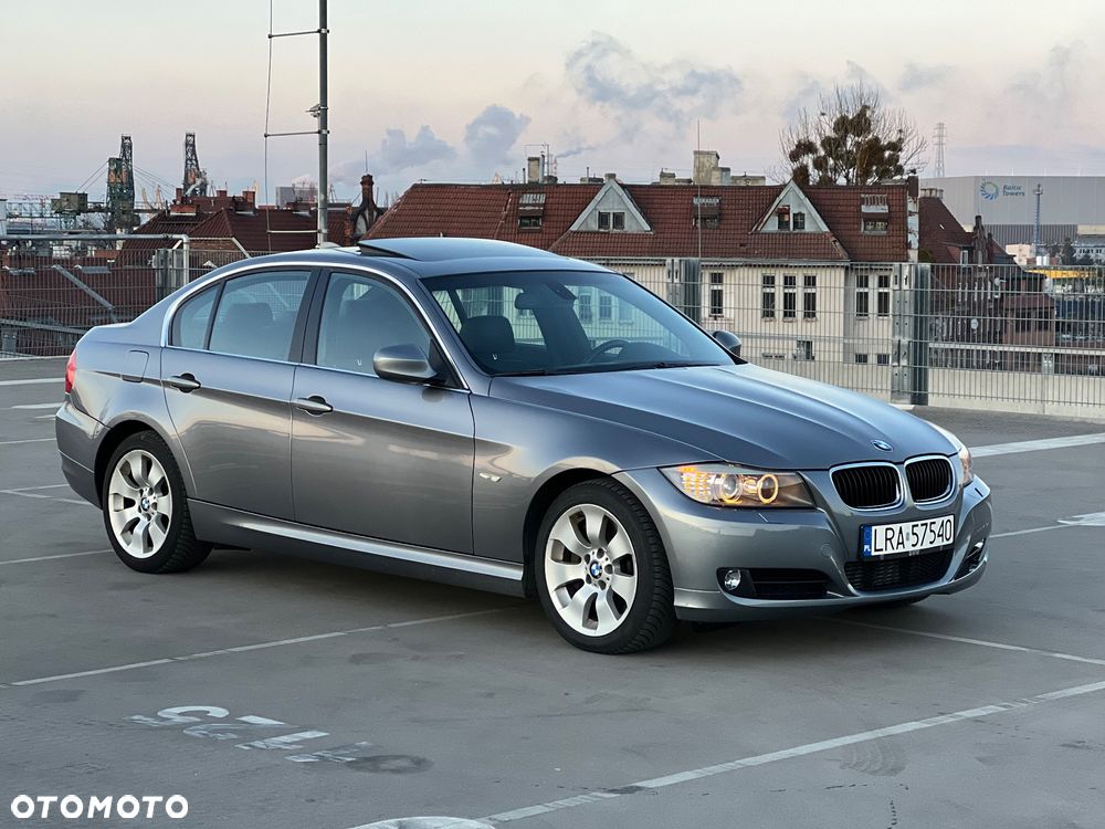 BMW Seria 3 330d xDrive DPF - 6