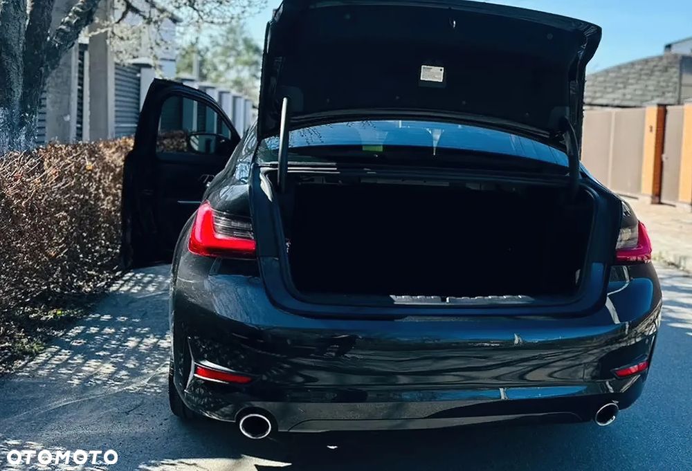 BMW Seria 3 330i M Sport - 20