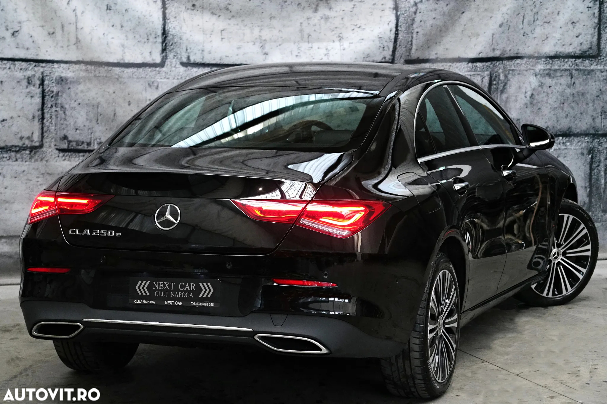 Mercedes-Benz CLA 250 e 8G-DCT - 4