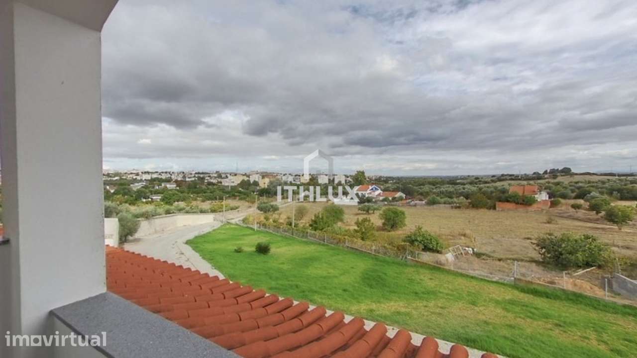 Quinta com moradia independente , T4 com 535 m2 de construção - Lote t - Grande imagem: 2/35