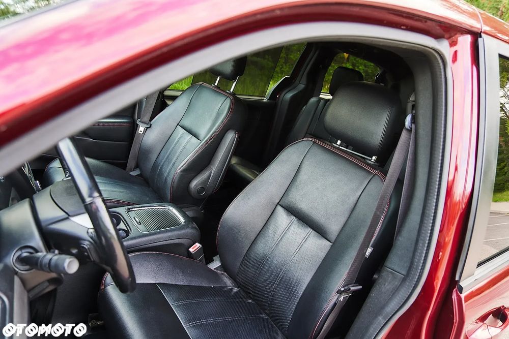 Dodge Grand Caravan - 18