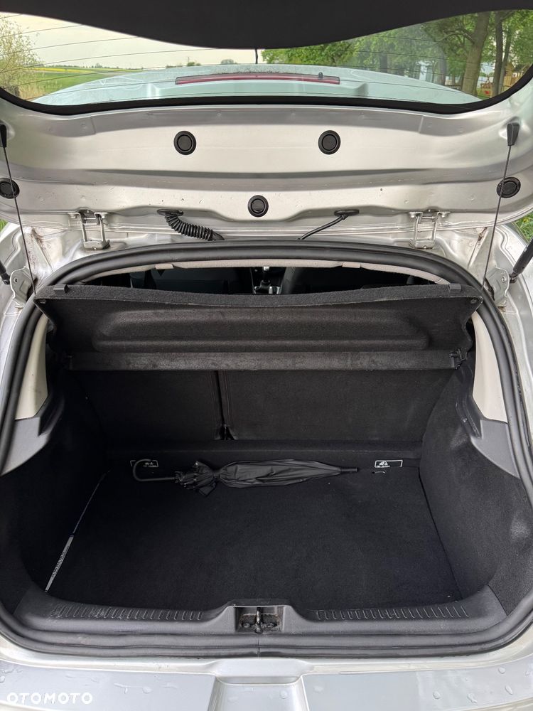 Renault Clio 1.5 dCi Energy Intens - 11