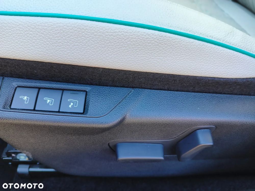 Fiat 600 HYBRID 125 Jahre Edition - 14