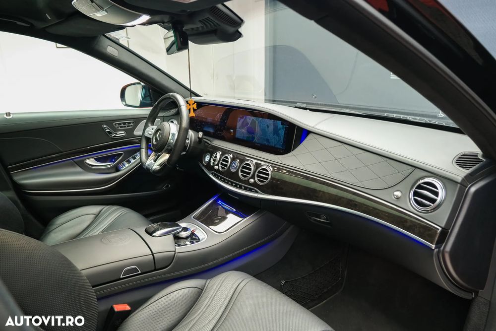 Mercedes-Benz S AMG 63 4MATIC Long Aut. - 24
