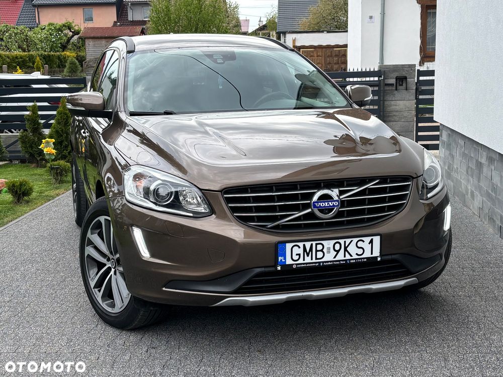 Volvo XC 60 D4 Momentum Pro - 14