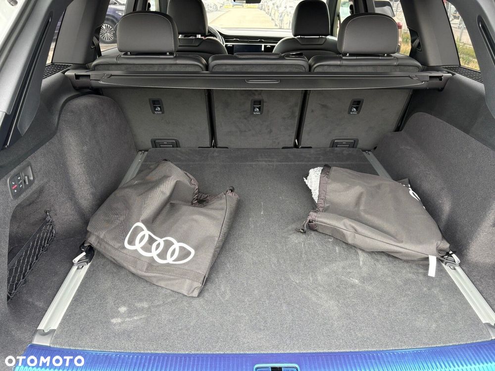 Audi Q7 - 7