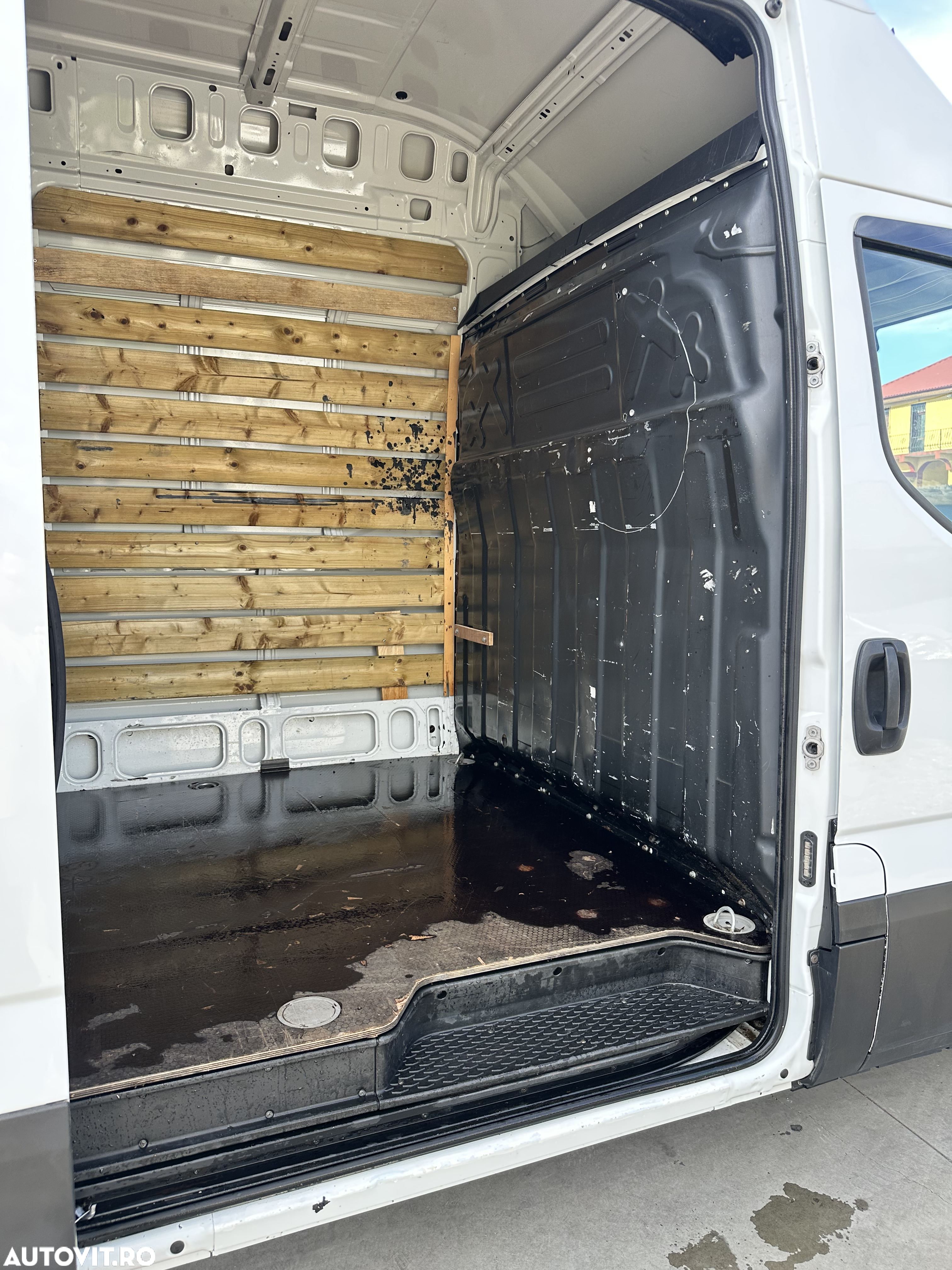 Iveco Daily 35C17 3.0 Hi-Matic Cat. B 3.500 kg MAXI 5.12 M - 12