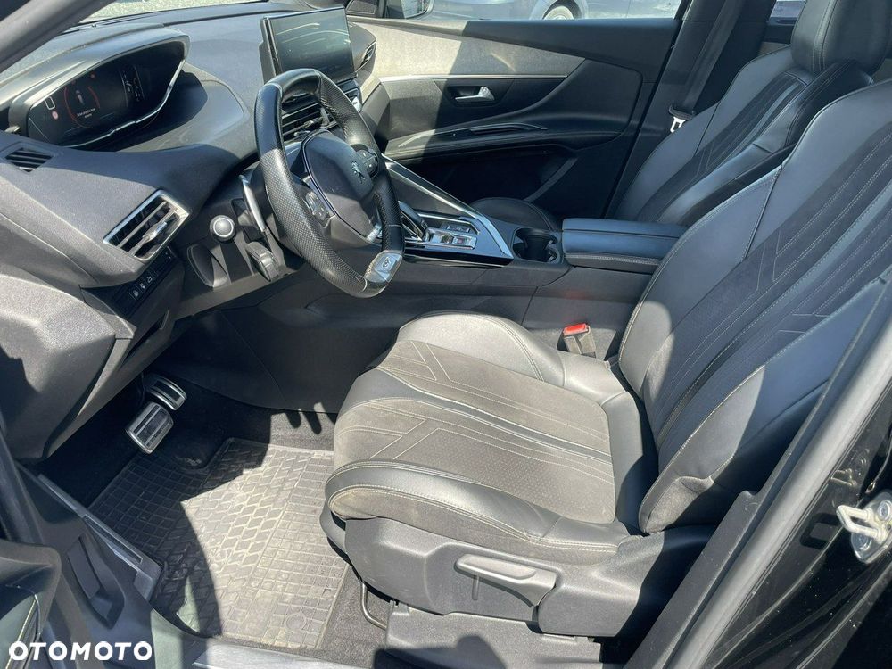 Peugeot 5008 - 13