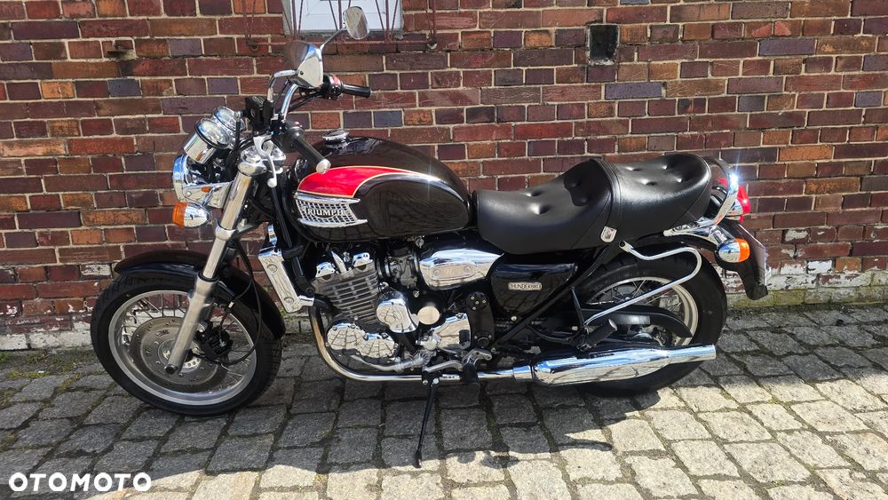 Triumph Thunderbird - 1